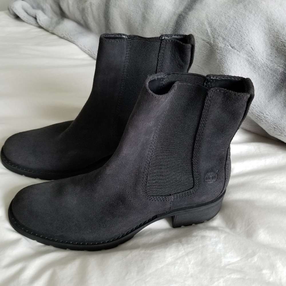 Black timberland boots